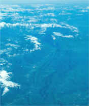 flygbild.jpg (71822 byte)